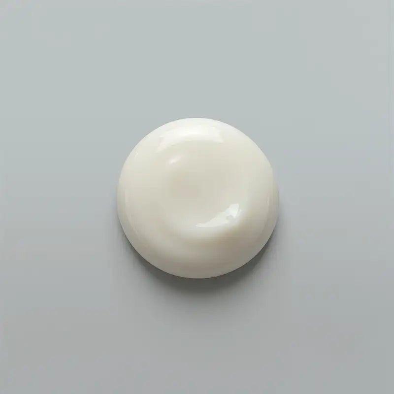 immagine texture crema anti age di Sensitiva